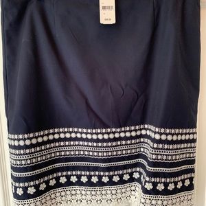 Brooks Brothers Embroidered Pencil Skirt